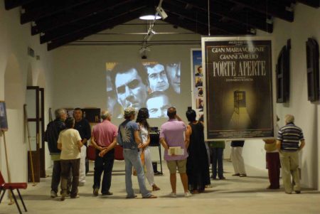 Fortezza I Colmi - Mostra manifesti originali film Volonté - La valigia dell'attore 2009 - Foto di Fabio Presutti