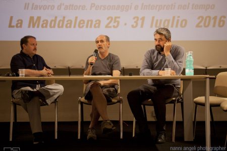 29 luglio - Ex magazzini Ilva · Cala Gavetta · Incontro con Enrico Pau, Francesco Pamphili, Francesco Piras - La Valigia dell'Attore 2016 - foto Nanni Angeli