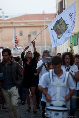 25 luglio - "ANTEPRIMA" - Banda in marcia verso l'Arena La Conchiglia - La Valigia dell'Attore 2017 - Foto di Nanni Angeli
